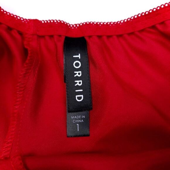 NEW Torrid Red Satin Lingerie Shorts Black Lace Plus Size 1X - Picture 2 of 6